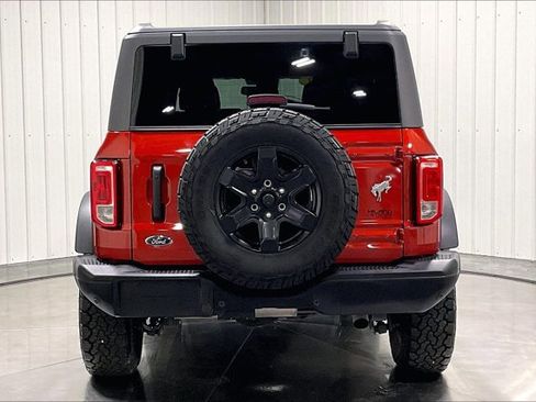 Used 2024 Ford Bronco Black Diamond image 4