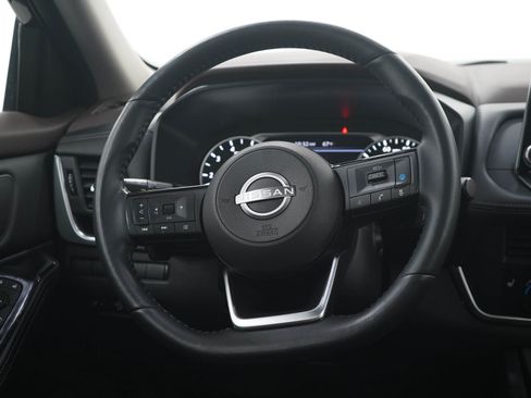 Used 2023 Nissan Rogue SV w/ SV Premium B Package AWD/4WD image 18