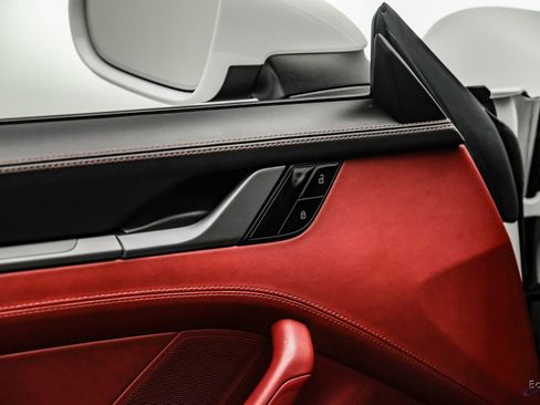 Used 2020 Porsche 911 Carrera image 85