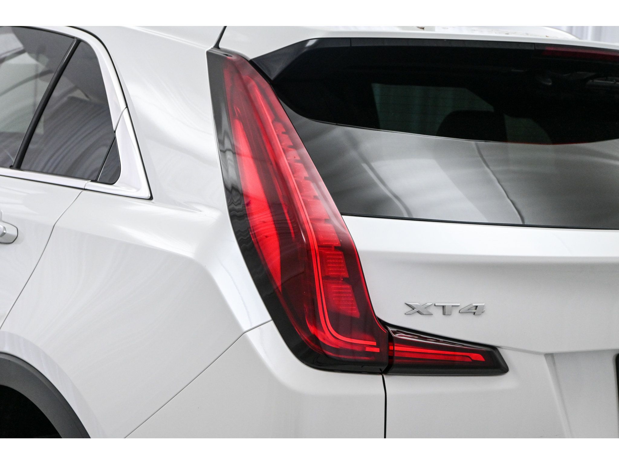 Used 2023 Cadillac XT4 Premium Luxury w/ Cold Weather Package FWD image 25
