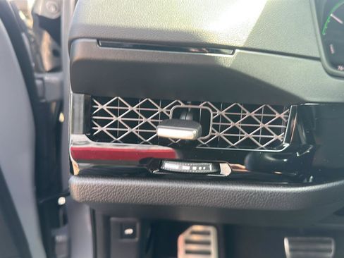 Used 2024 Honda Accord Sport image 11