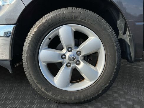 Used 2018 RAM 1500 Classic SLT image 16