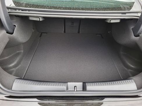 Certified 2025 Mercedes-Benz CLA 250 4MATIC image 8