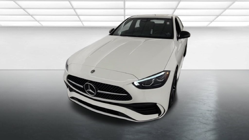 Used 2022 Mercedes-Benz C 300 4MATIC Sedan image 2