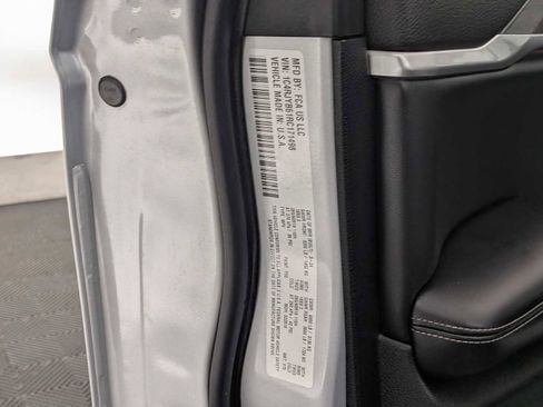 Used 2024 Jeep Grand Cherokee Limited 4xe image 39