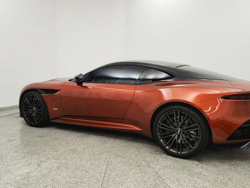 Used 2020 Aston Martin DBS Superleggera RWD image 3