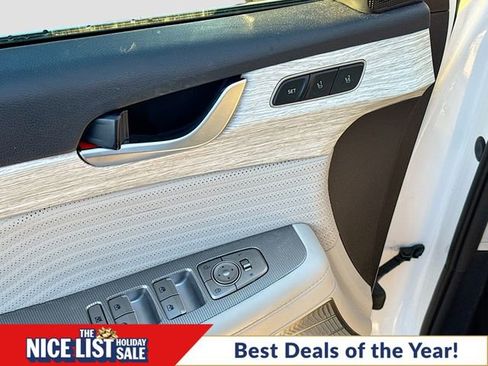 Used 2023 Hyundai Palisade Calligraphy image 11