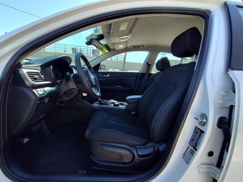Used 2019 Kia Optima LX FWD image 14