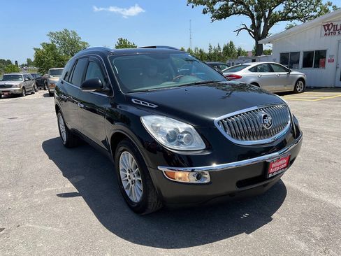 Used 2011 Buick Enclave CXL FWD image 3