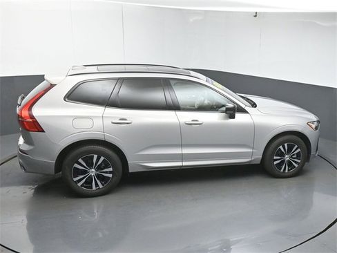 Used 2024 Volvo XC60 B5 Core w/ Protection Package Premier image 25