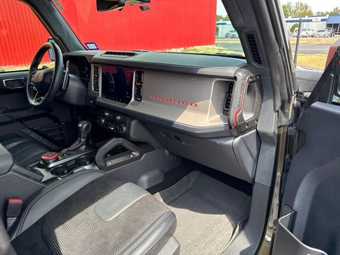 Used 2024 Ford Bronco Raptor w/ Interior Carbon Fiber Pack 6 AWD/4WD image 15