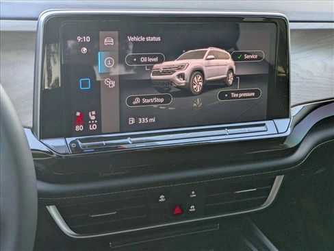 Used 2024 Volkswagen Atlas SE image 14