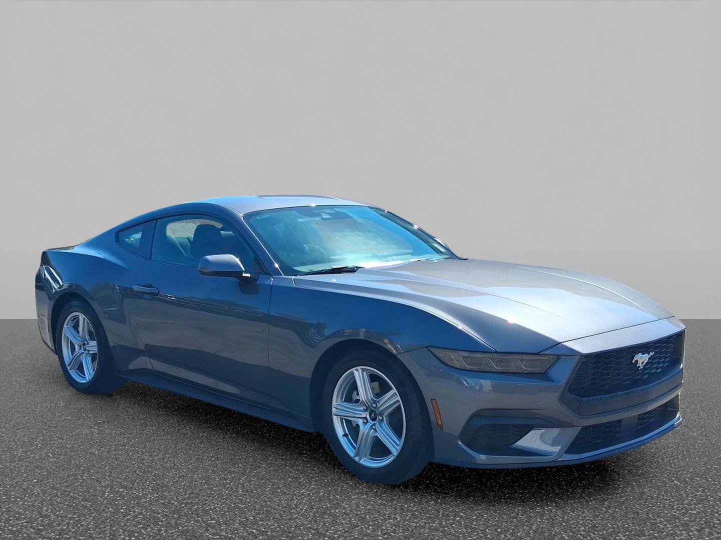 Used 2026 Ford Mustang Coupe RWD image 3