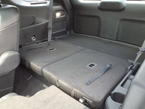 Certified 2024 Ford Explorer ST-Line w/ Class IV Trailer Tow Package AWD/4WD image 9