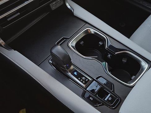 Used 2023 Lexus RX 350 Premium image 16