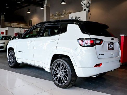 Used 2023 Jeep Compass High Altitude AWD/4WD image 7