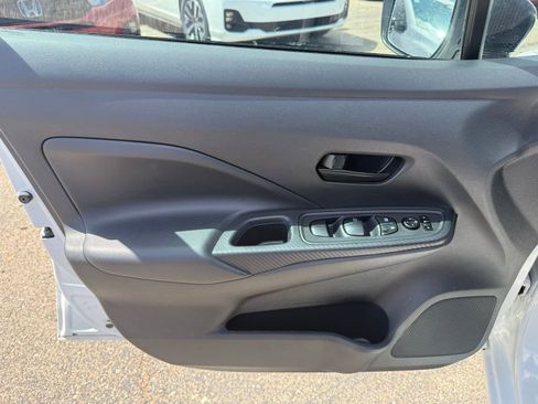 Used 2020 Nissan Versa S image 11