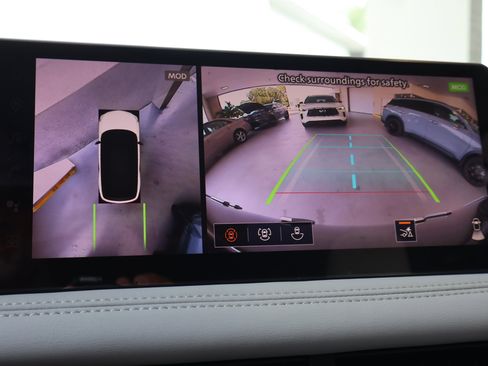 Certified 2026 INFINITI QX60 Luxe w/ Cargo Package image 4