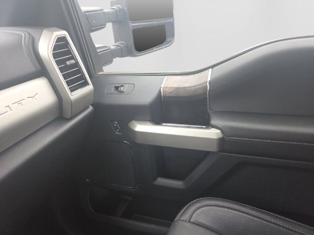 Used 2022 Ford F350 Lariat w/ Lariat Ultimate Package AWD/4WD image 21