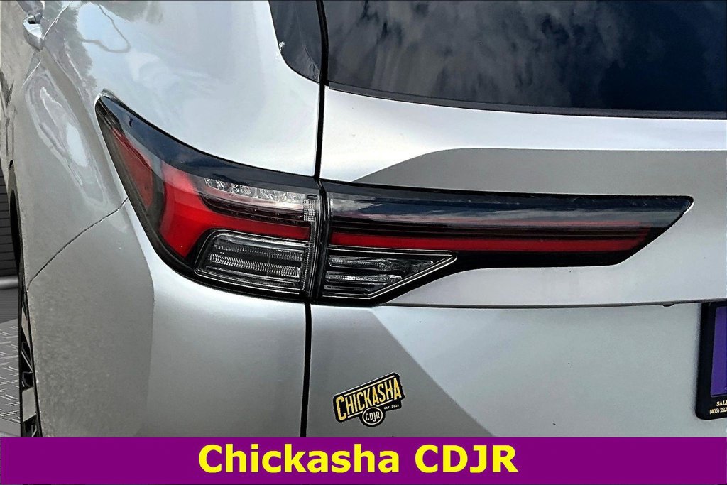 Used 2025 Mitsubishi Outlander SE AWD/4WD image 21