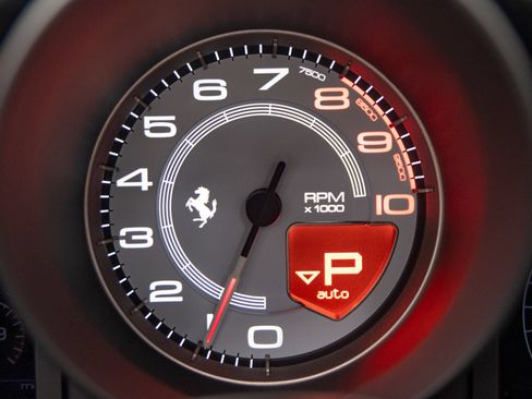 Used 2017 Ferrari 488 Spider RWD image 32