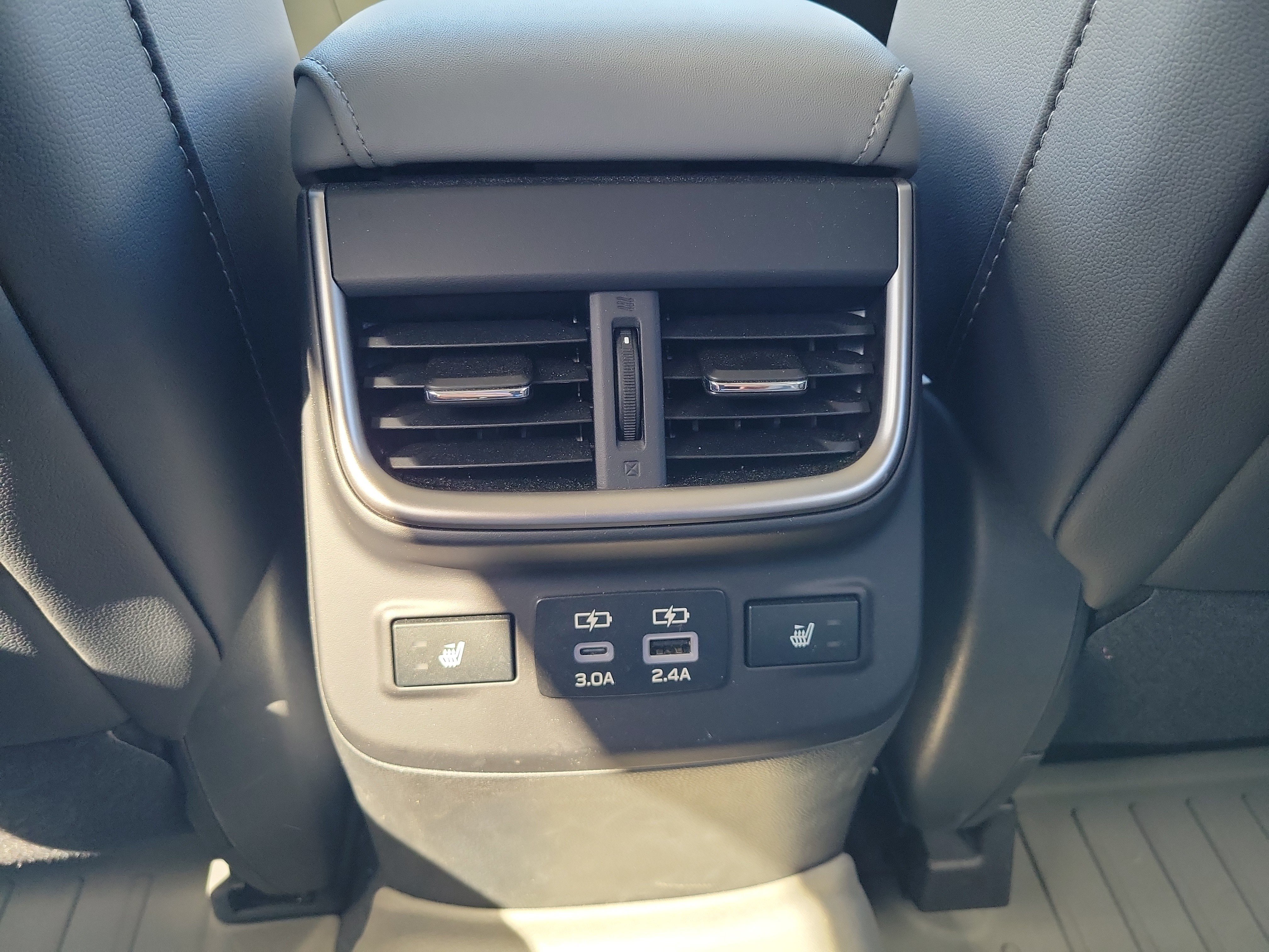 Certified 2025 Subaru Outback Limited XT AWD/4WD image 14