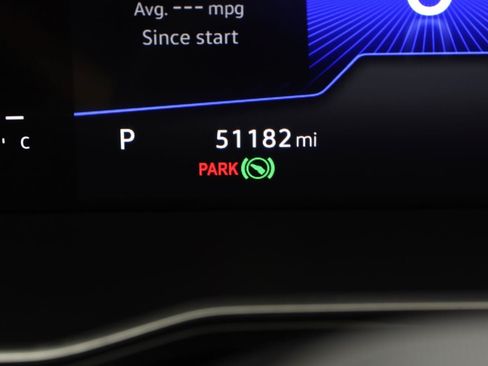 Used 2024 Volkswagen Jetta SE w/ Panoramic Sunroof Package FWD image 33