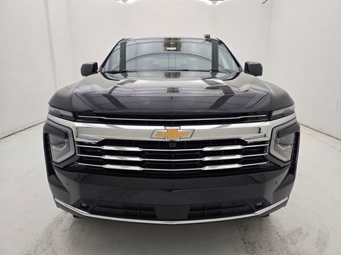 New 2026 Chevrolet Suburban LT w/ Comfort Package image 35