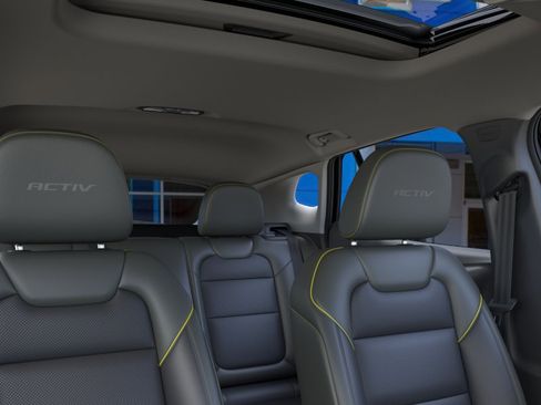 New 2026 Chevrolet Trax ACTIV FWD image 24