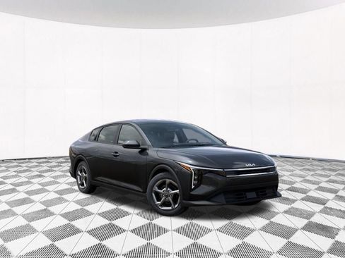 New 2026 Kia K4 FWD image 11