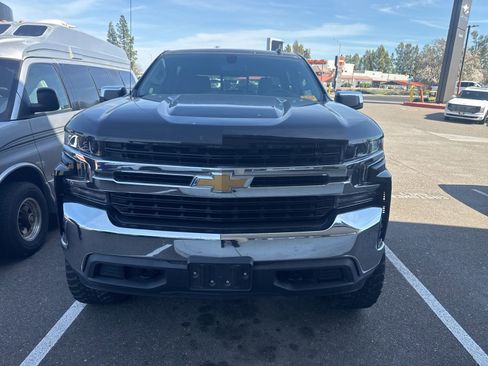 Used 2020 Chevrolet Silverado 1500 LT w/ All-Star Edition image 10