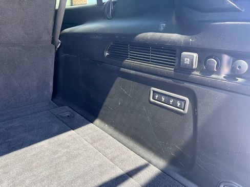 Used 2024 Jeep Wagoneer L Series II w/ Flexible Seating Group AWD/4WD image 8