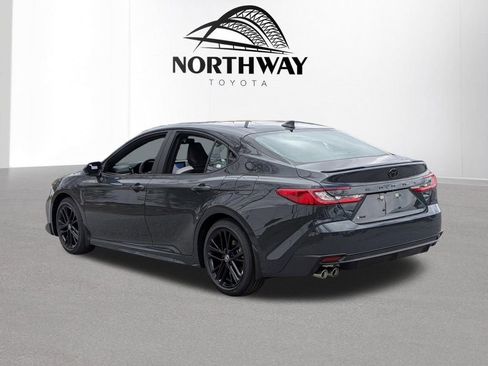 New 2026 Toyota Camry SE FWD image 5