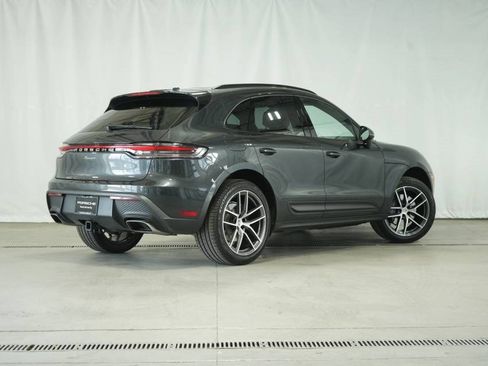 Used 2024 Porsche Macan image 7