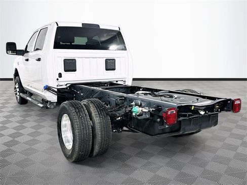 New 2026 RAM 3500 Tradesman w/ Chrome Appearance Group image 9