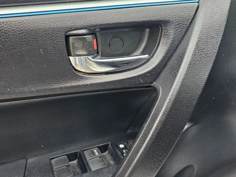 Used 2015 Toyota Corolla S FWD image 21