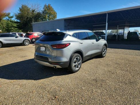 Used 2023 Chevrolet Blazer LT w/ Convenience Package image 5