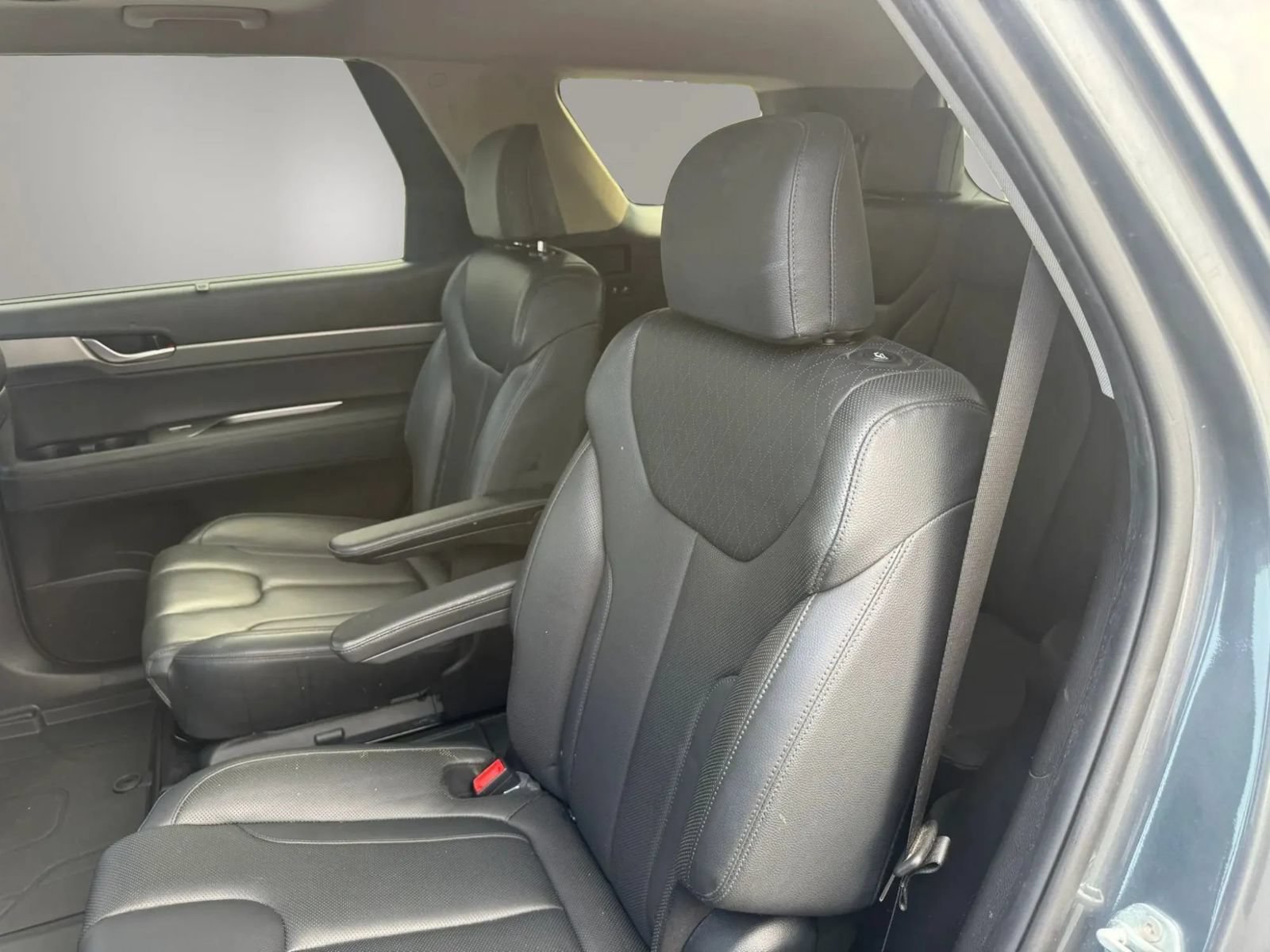 Used 2021 Hyundai Palisade SEL w/ Premium Package FWD image 31