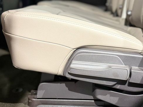 Used 2019 Ford Expedition Limited w/ Equipment Group 302A image 49