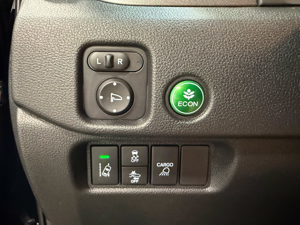 Used 2025 Honda Ridgeline Sport image 8