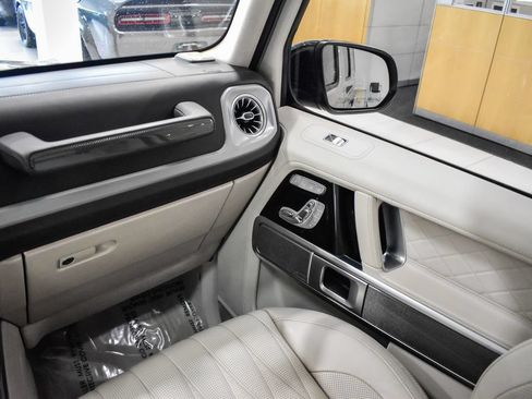 Used 2023 Mercedes-Benz G 550 image 19