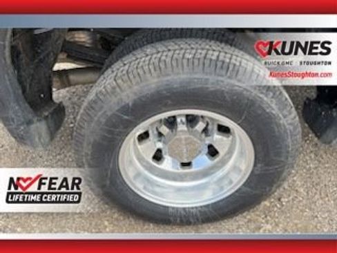 Used 2025 GMC Sierra 3500 Denali AWD/4WD image 14