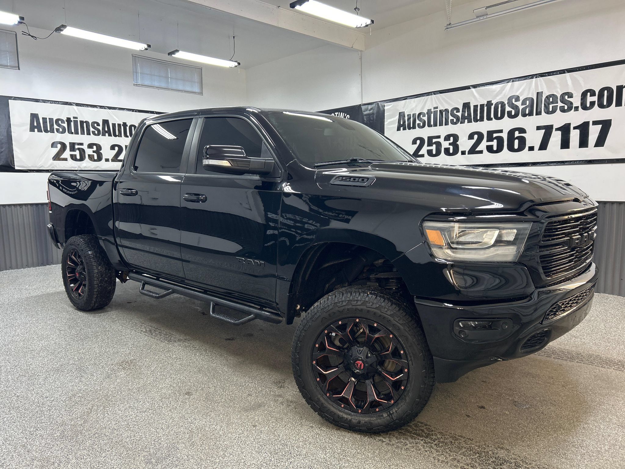 Used 2020 RAM 1500 Sport w/ Comfort & Convenience Group AWD/4WD image 1