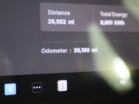 Used 2023 Tesla Model 3 Performance image 34