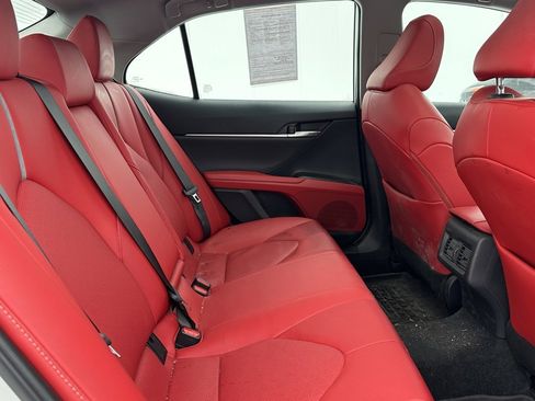 Used 2023 Toyota Camry XSE image 15