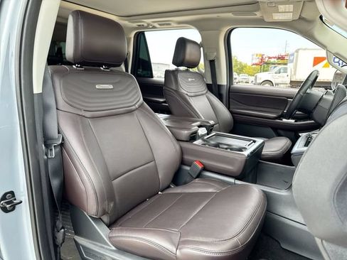 Used 2025 Ford Expedition Max Platinum w/ Platinum Ultimate Package AWD/4WD image 26