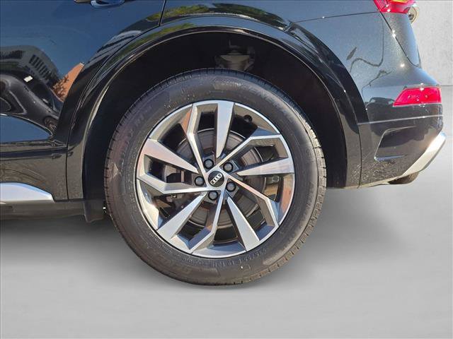 Used 2023 Audi Q5 2.0T Premium Plus w/ Premium Plus Package AWD/4WD image 28