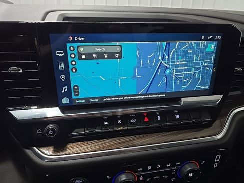 Used 2024 Chevrolet Silverado 1500 LT image 24