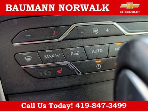 Used 2016 Ford Edge SEL w/ Equipment Group 201A AWD/4WD image 27