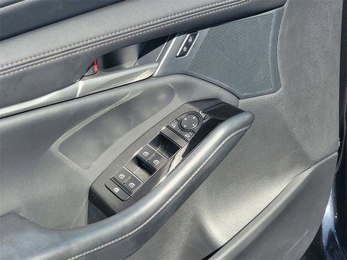 Used 2025 MAZDA MAZDA3 s image 14